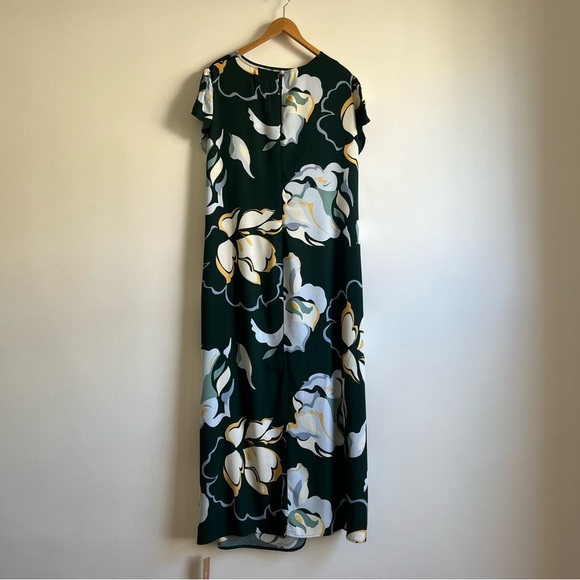 Reformation Frasier Dress in Lyra - Picture 11 of 16
